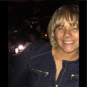 Meet your Posher, Tina